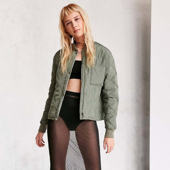 Urban Outfitters Jackets & Blazers - UO Silence + Noise Size Small puffer liner jacket
